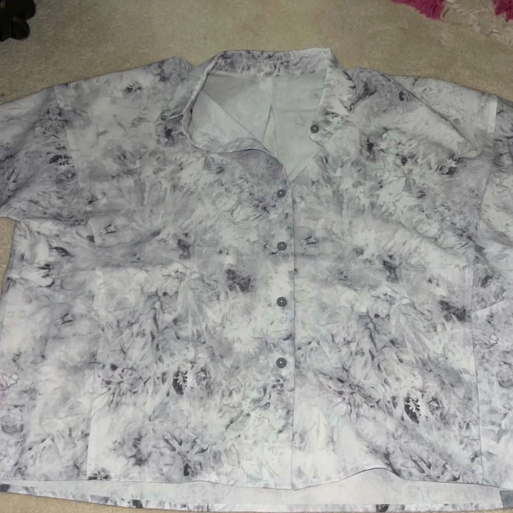 lululemon button down shirt